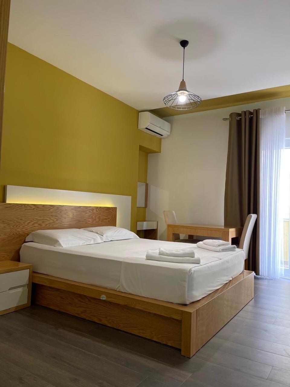 Sunrise Luxury Apartments Sarandë Eksteriør billede