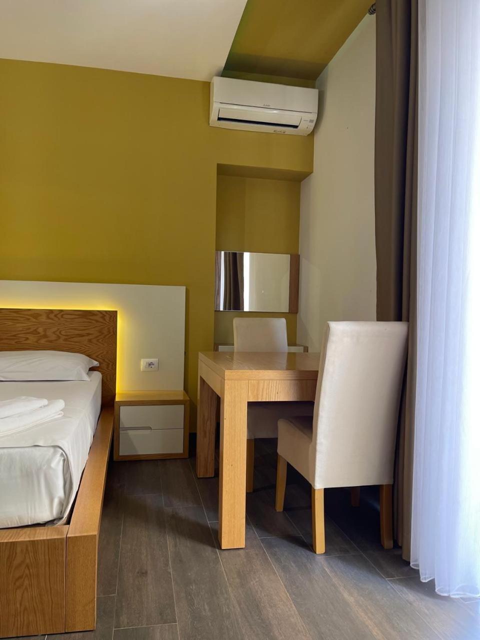 Sunrise Luxury Apartments Sarandë Eksteriør billede