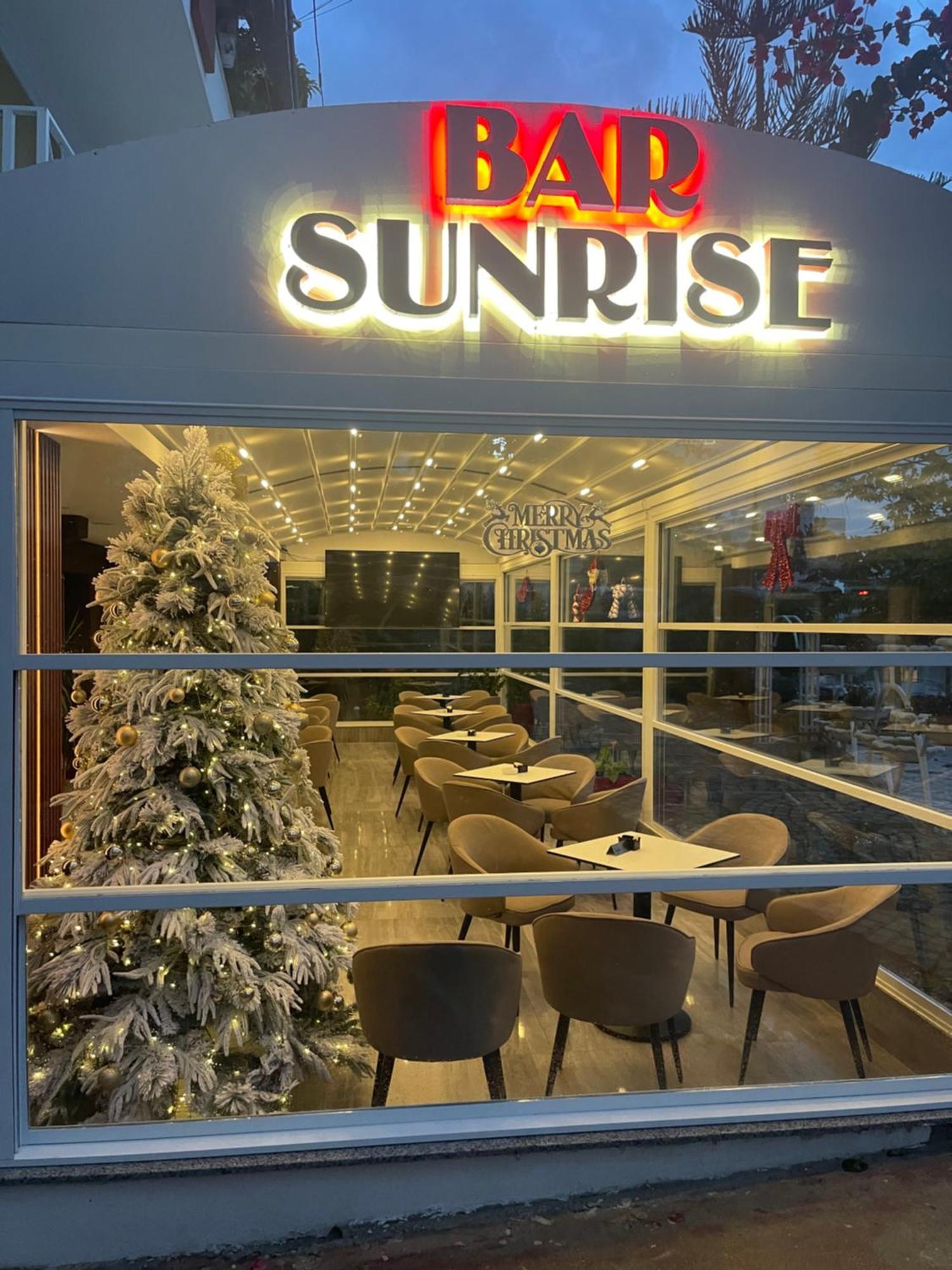 Sunrise Luxury Apartments Sarandë Eksteriør billede